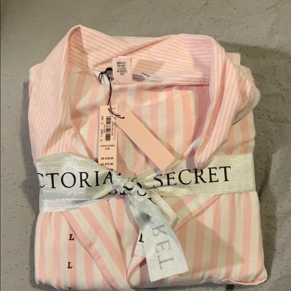 NWT VS pajama set